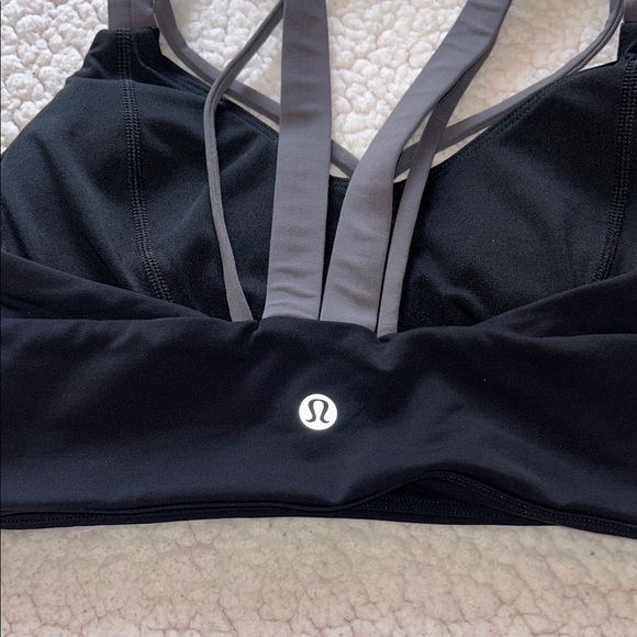 Lululemon Athletica Black and Gray Cross-Strap Sports Bra - Picture 5 of 8